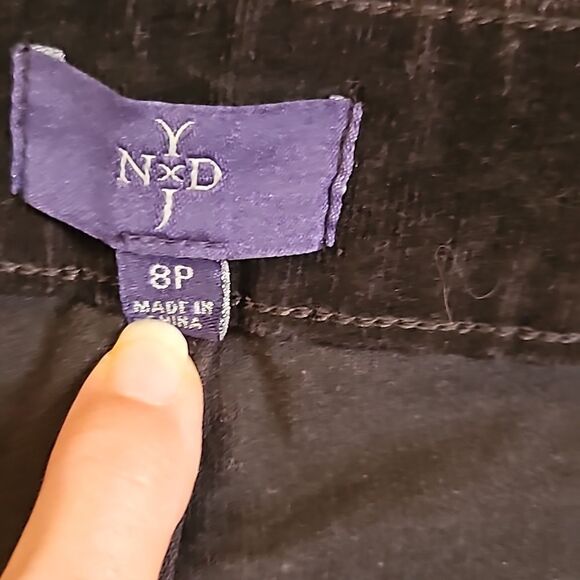 NYDJ Chocolate Micro Corduroy jeans size 8P - Picture 6 of 12